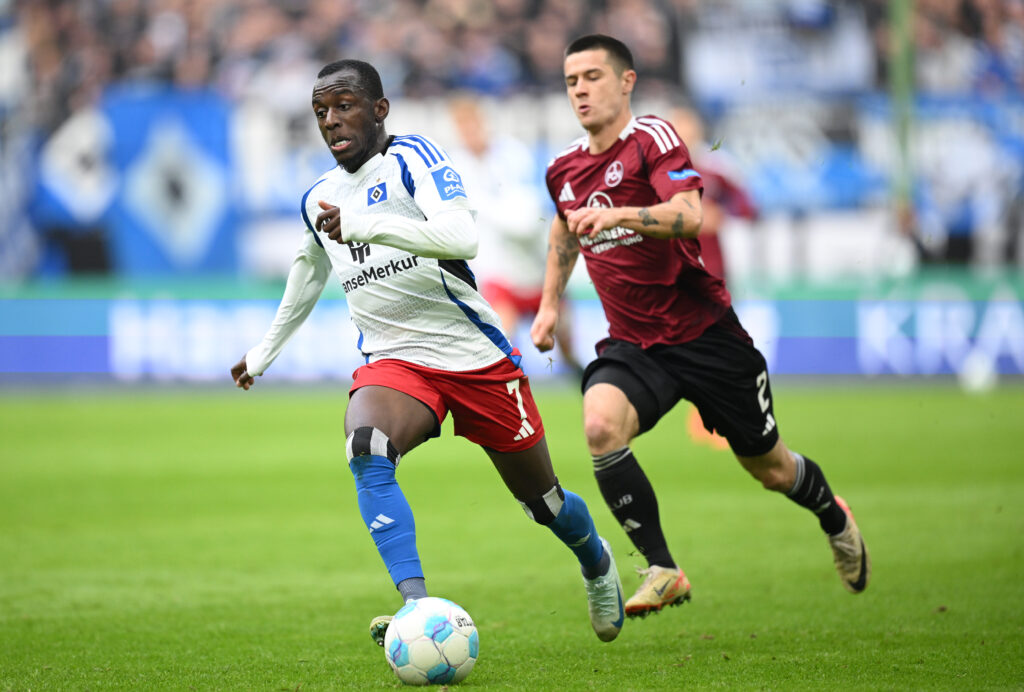 Das Spiel zwischen dem HSV und dem 1. FC Nürnberg.