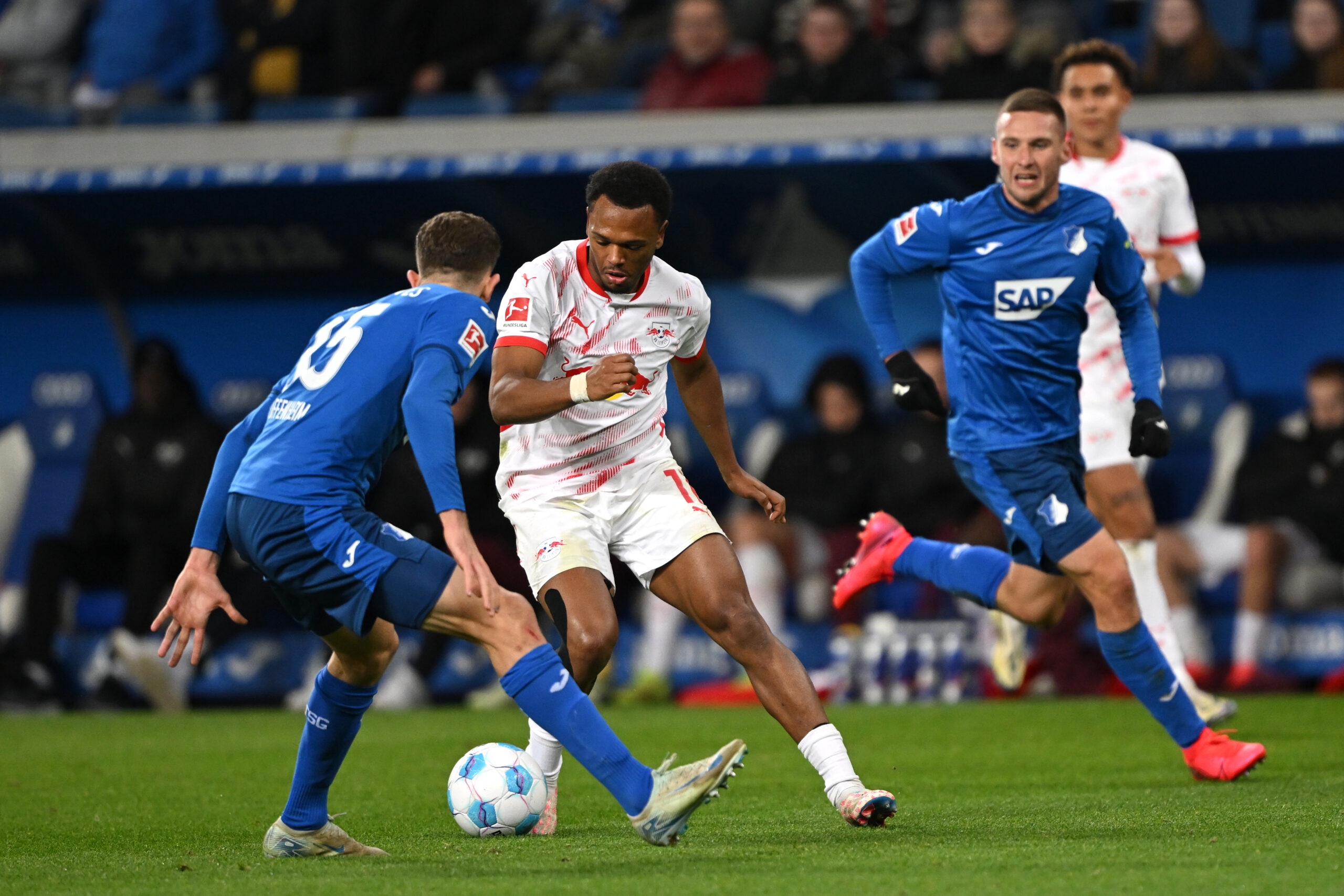 Schäfer über Rose: „Druck ist immer da!“ – Die Stimmen zum Bundesliga-Nachmittag