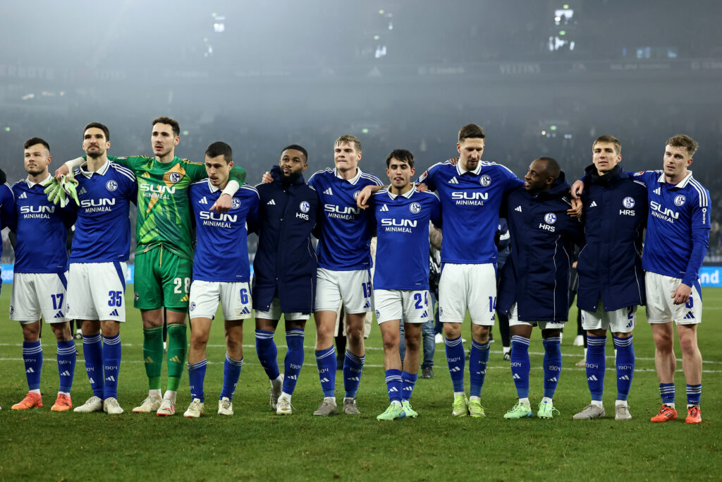 2. Bundesliga | Hot Takes: Absturz eines Überfliegers und königsblaue Wiederauferstehung