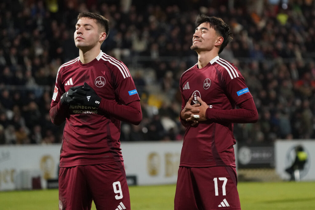 Jubelt er nächste Saison für den VfB? FCN-Stürmer Stefanos Tzimas (l.)