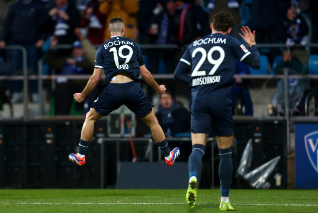 Matus Bero bejubelt seinen Treffer für den VfL Bochum