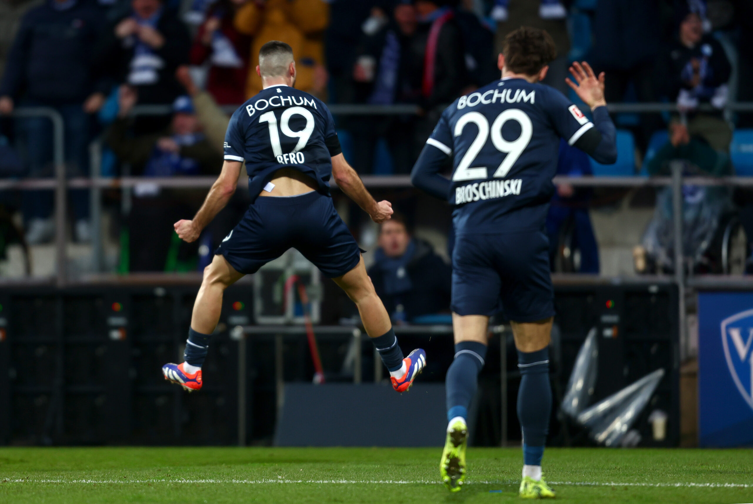 Erster Saisonsieg! Bochum schlägt Heidenheim im Bundesliga-Abstiegskampf