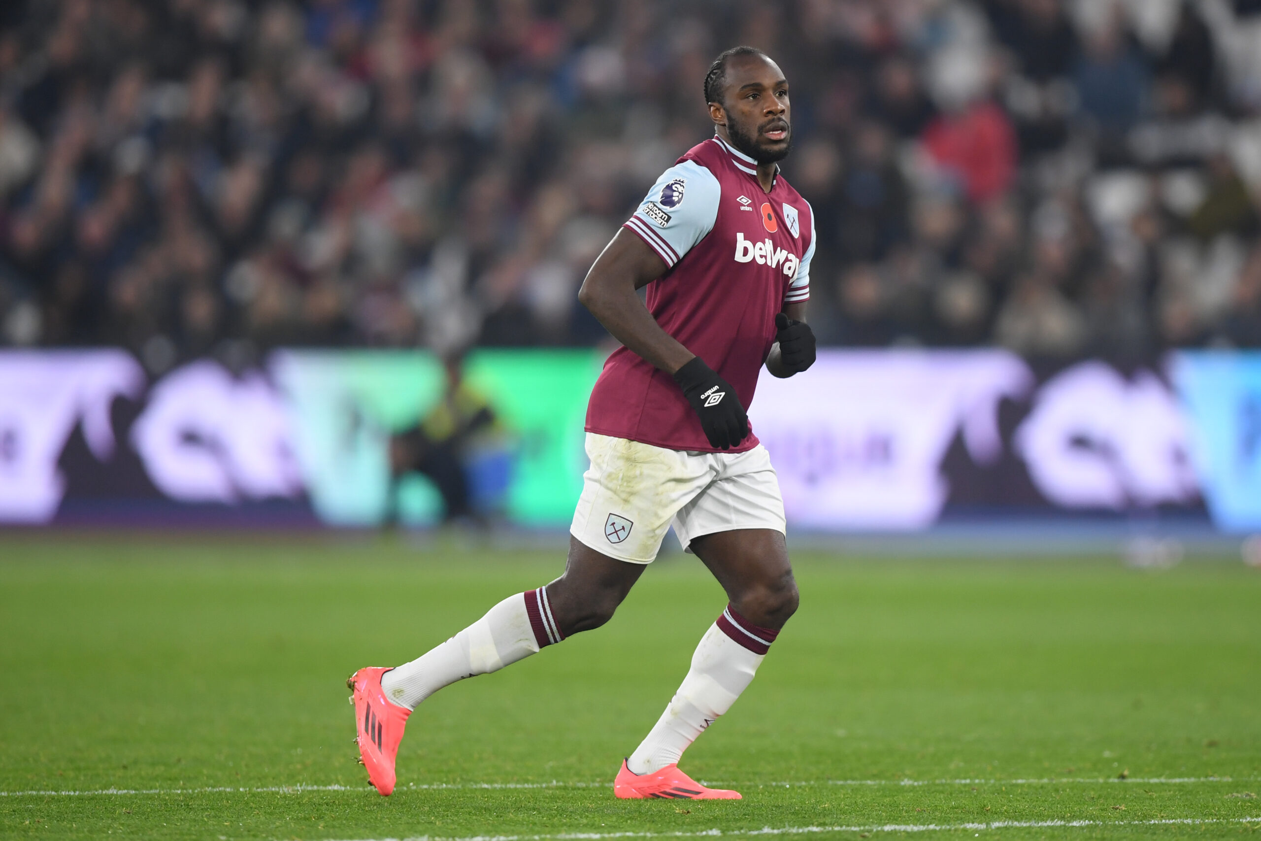 Nach schwerem Verkehrsunfall: West Ham United mit Update zu Stürmer Antonio