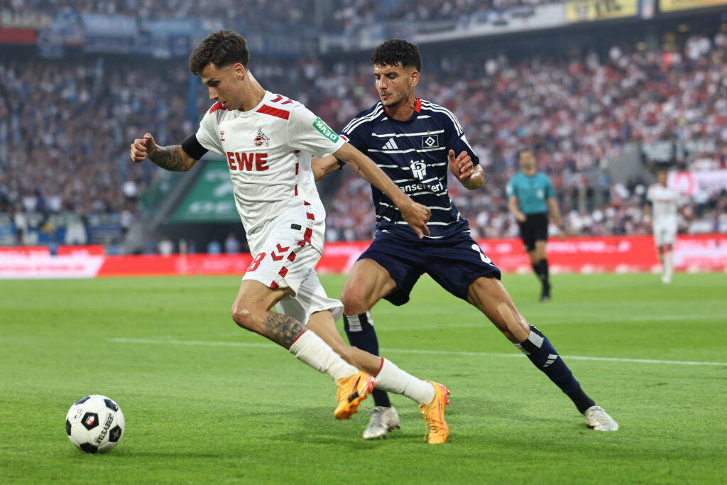 Volksparkstadion, Samstagabend, Flutlicht: Als wären diese Rahmenbedingungen nicht schon großartig genug, treffen mit dem HSV und dem 1. FC Köln auch noch die vermeintlichen Zugpferde der 2. Bundesliga aufeinander. 