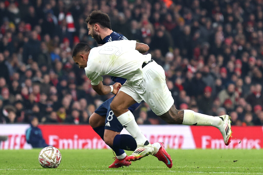 Gabriel Jesus musste im FA Cup gegen Manchester United verletzungsbedingt das Feld verlassen. Nun erhärtet sich der Verdacht auf einen Kreuzbandriss.