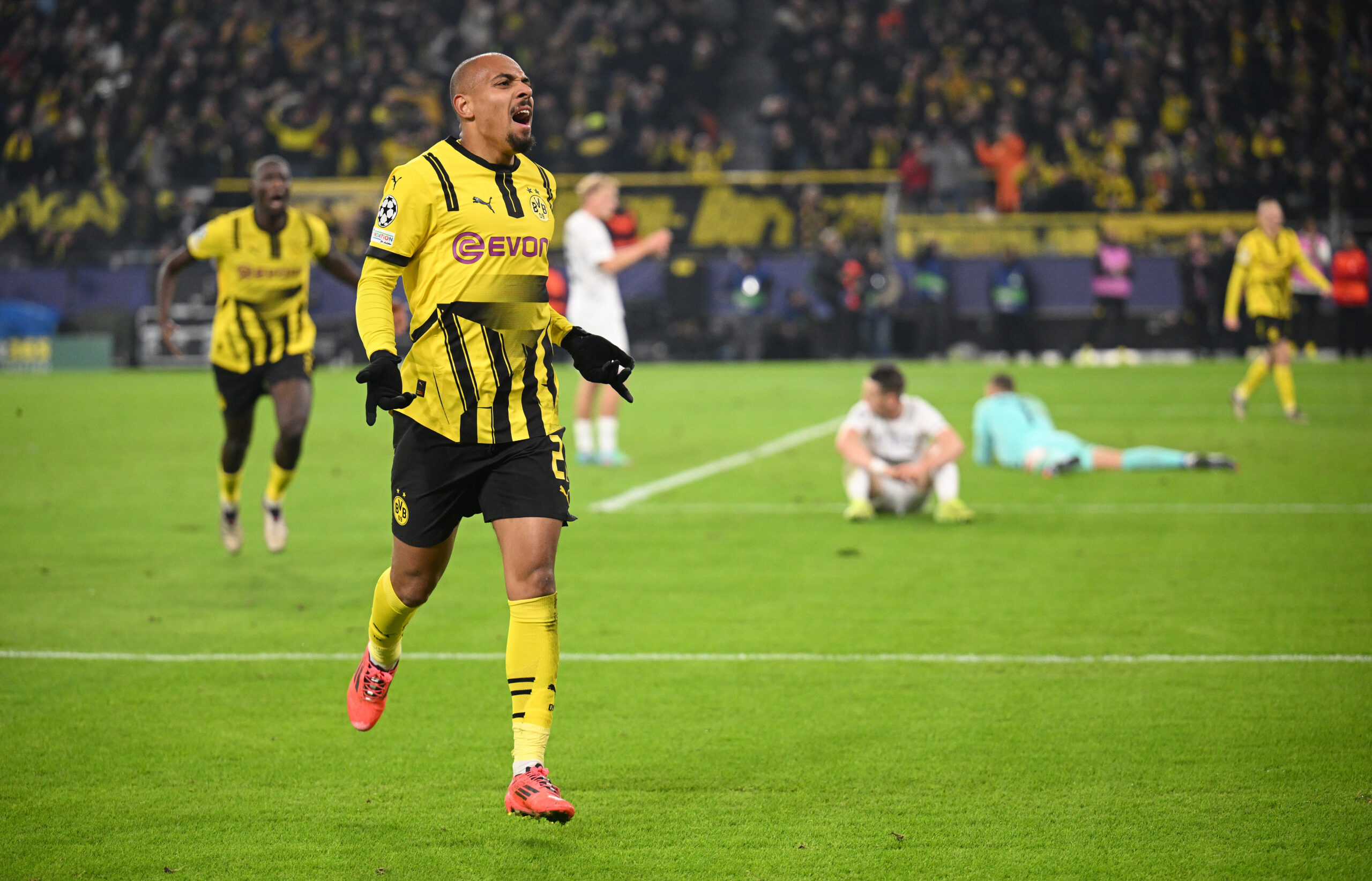 Aston Villa verbessert Angebot für BVB-Offensivstar Donyell Malen