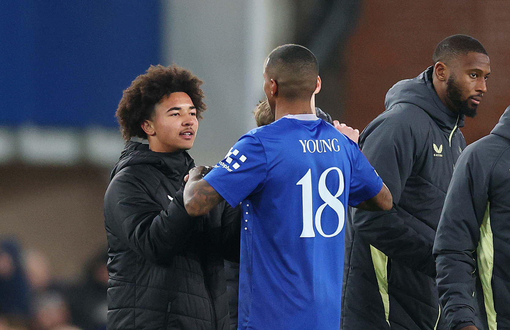 Kein Vater-Sohn-Duell: Everton-Spieler wütet gegen Peterborough-Coach
