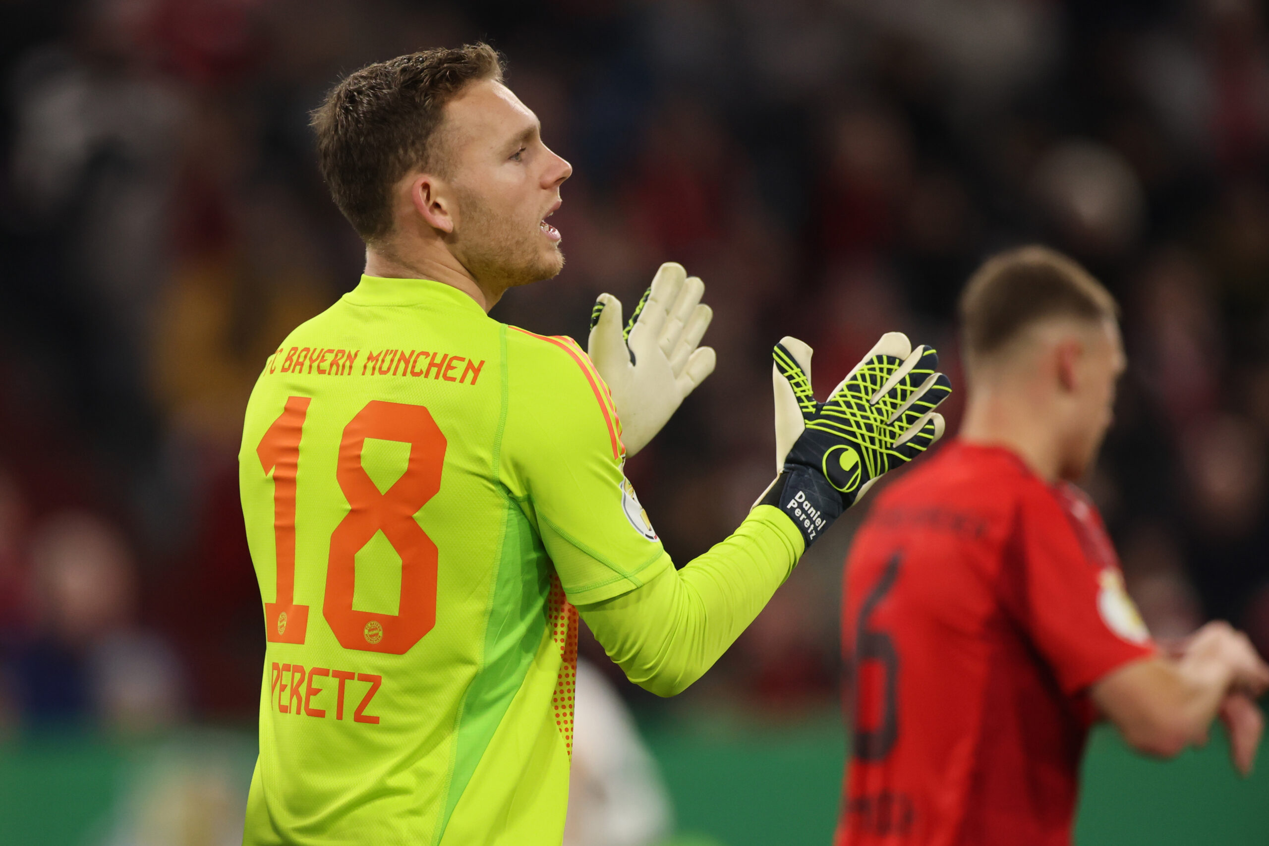 Nächster Bayern-Keeper verletzt: Peretz fällt aus!