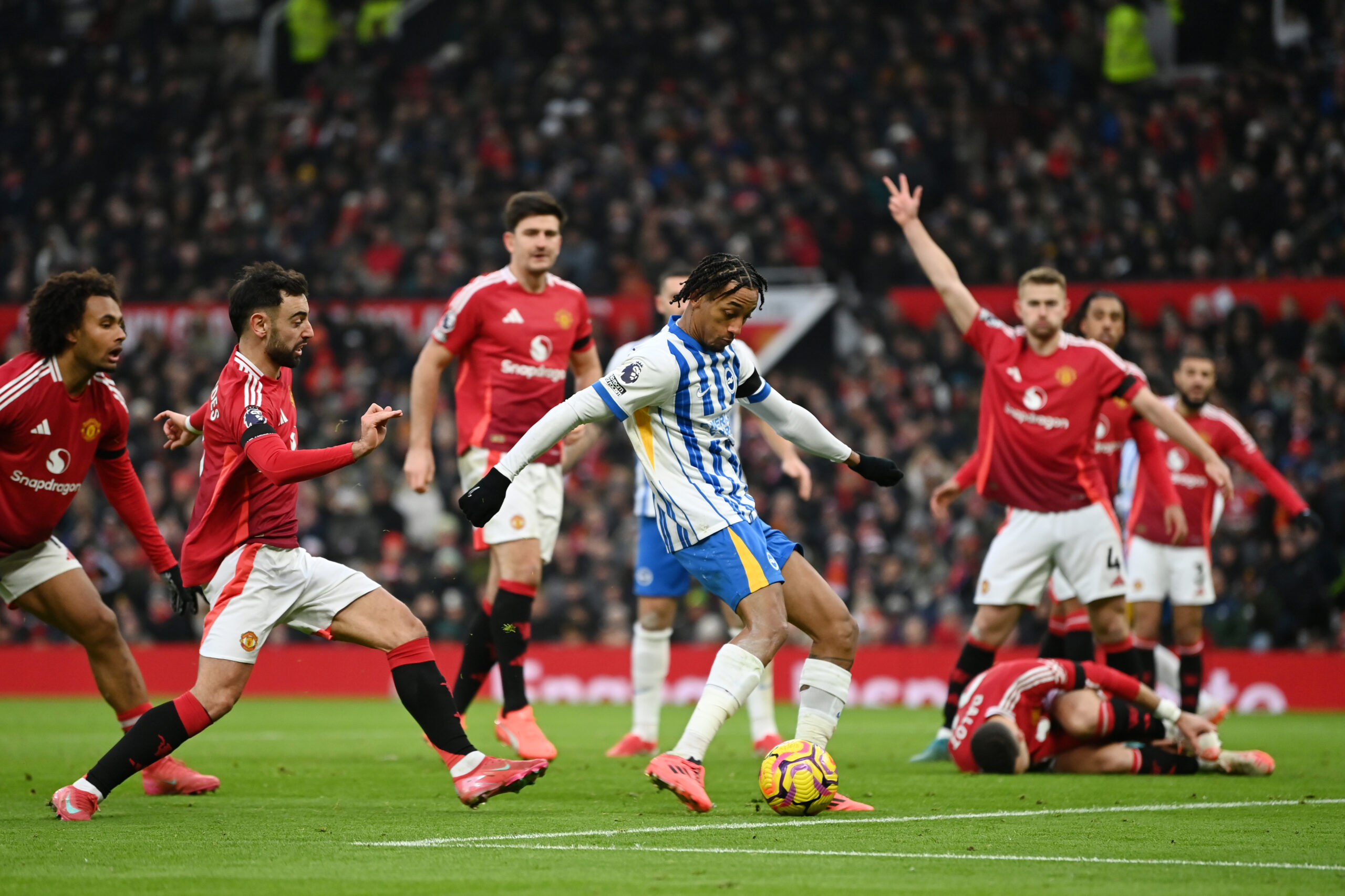 Premier League: Man United und Spurs verlieren erneut, Nottingham-Lauf hält an