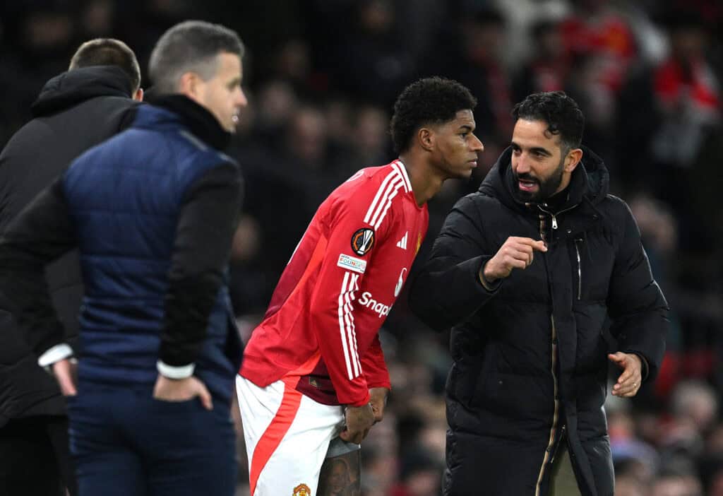 Das Verhältnis von Ruben Amorim und Marcus Rashford scheint unwiderrufbar zerrüttet. Aktuell findet nicht einmal ein Austausch zwischen Trainer und Spieler statt.
