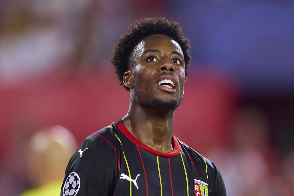 West Ham United will auf die Verletzung von Niclas Füllkrug reagieren und einen weiteren Mittelstürmer unter Vertrag nehmen. Elye Wahi von Olympique Marseille gilt als ernsthafter Kandidat.