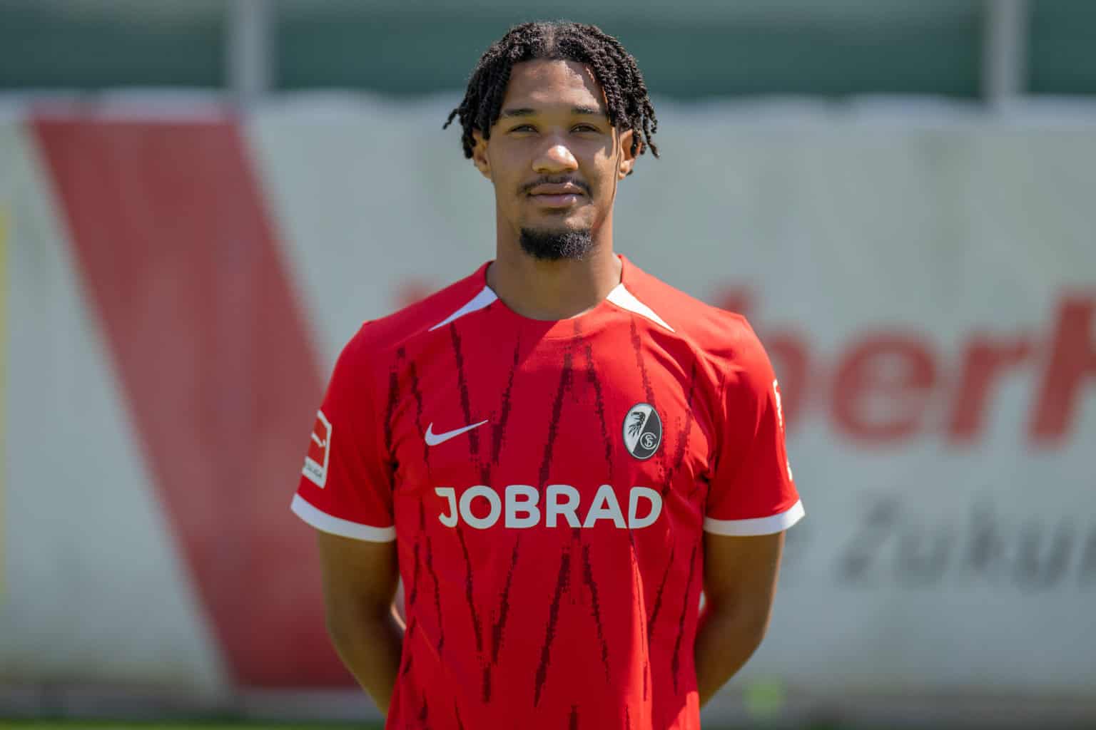 Offiziell: Hannover 96 verstärkt sich mit Kenneth Schmidt vom SC Freiburg