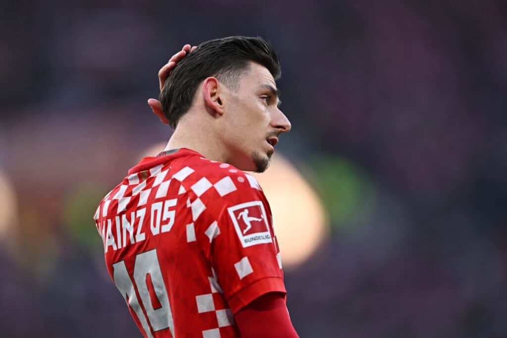 Anthony Caci zählt beim 1. FSV Mainz 05 zum absoluten Stammpersonal und hat großen Anteil an den aktuellen Erfolgen. Eine langfristige Zukunft in Rheinhessen kommt für den Spanier jedoch nicht infrage.