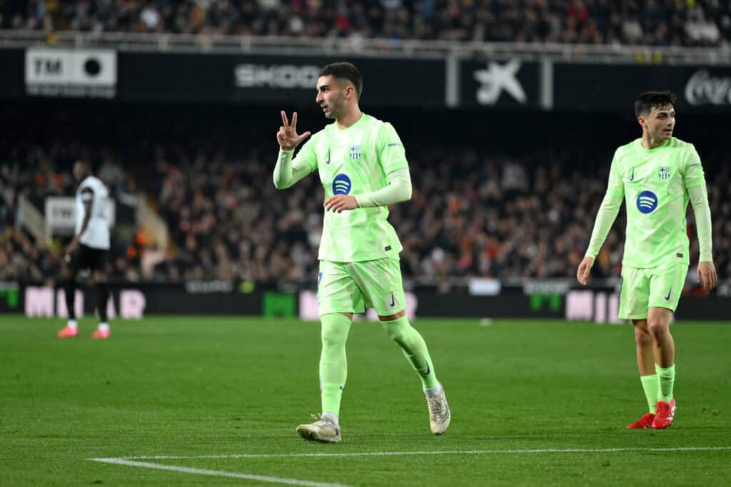 Ferran Torres bejubelt seinen Dreierpack für den FC Barcelona gegen den FC Valencia, Copa del Rey.