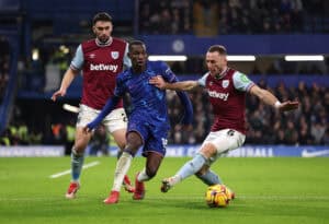 Der FC Chelsea wird auf absehbare Zeit ohne seinen Angreifer Nicolas Jackson auskommen müssen. Der Senegalese wird voraussichtlich bis April ausfallen. Auch Sturmpartner Marc Guiu steht den Blues nicht zur Verfügung.