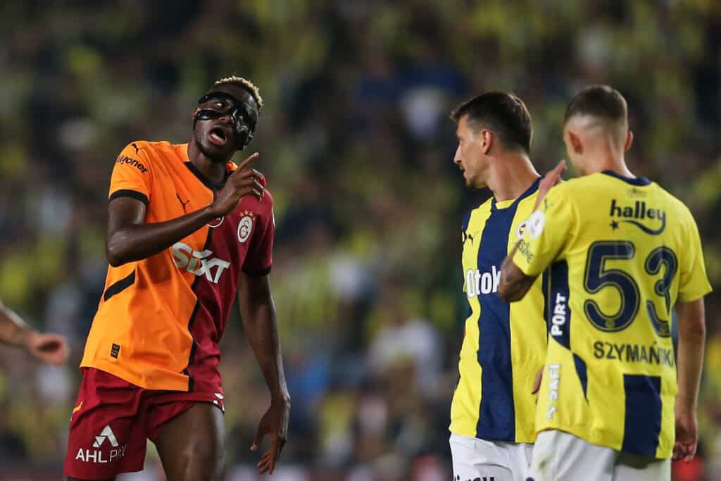 Das Hinspiel zwischen Fenerbahce und Galatasaray.