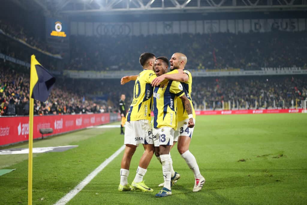 Fenerbahce gewinnt in der Europa League souverän gegen den RSC Anderlecht