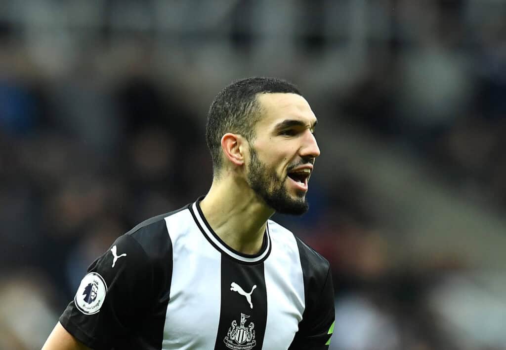 Nach monatelanger Abstinenz hat Nabil Bentaleb eine wahrem Traum-Rückkehr auf den Fußballplatz gefeiert. Der frühere Schalke-Star traf nur wenige Minuten nach seiner Einwechslung und wurde anschließend mit Lobeshymnen überhäuft.