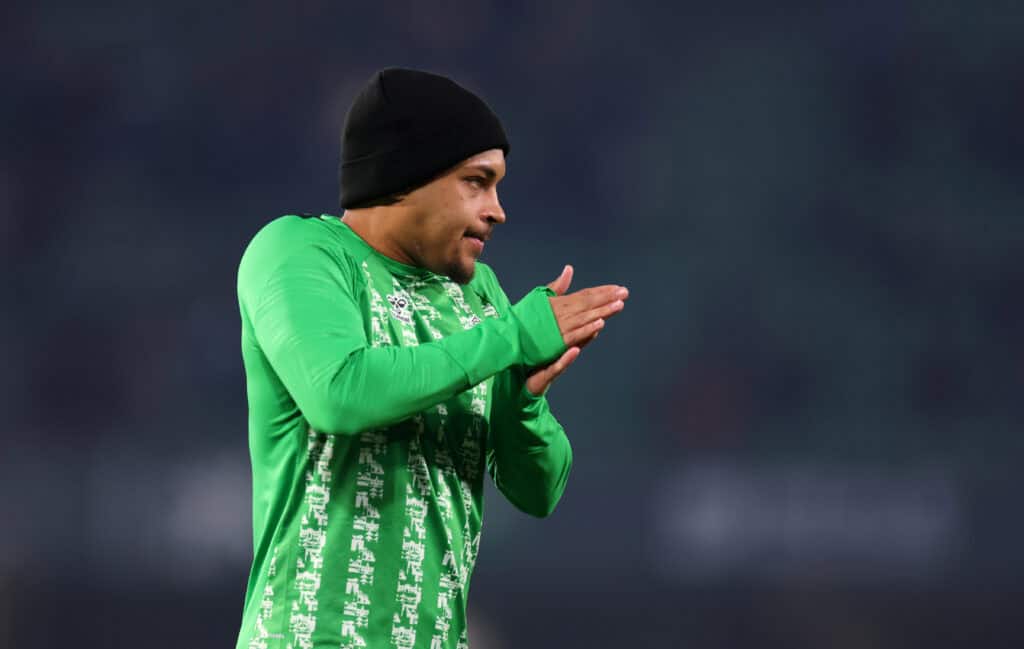 Einst mit großen Hoffnungen nach Spanien gewechselt, steht die Zeit von Vitor Roque beim FC Barcelona vor einem zeitnahen Ende. Der aktuell verliehene Youngster könnte in seine Heimat nach Brasilien zurückkehren.