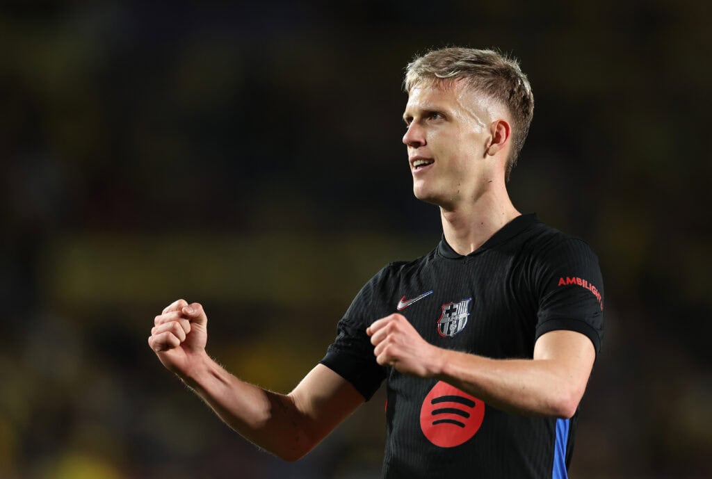 Javier Tebas hat sich ein weiteres Mal in aller Deutlichkeit gegen die Registrierung von Dani Olmo beim FC Barcelona ausgesprochen. Hansi Flick kann die derzeitige Debatte derweil nur begrenzt nachvollziehen.