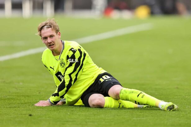Julian Brandt wird beim BVB infrage gestellt.