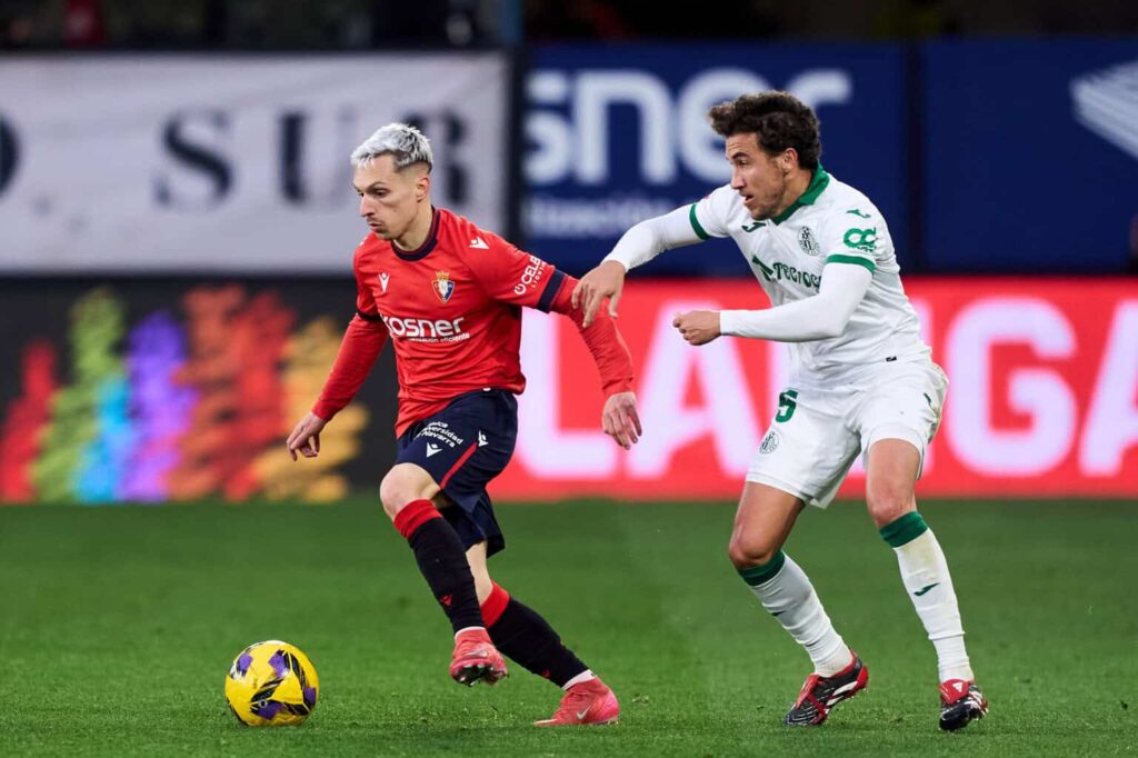 Bryan Zaragoza ist aktuell vom FC Bayern an CA Osasuna ausgeliehen. Eine Entscheidung hinsichtlich seiner Zukunft hat der Youngster derweil auf den Sommer vertagt. 