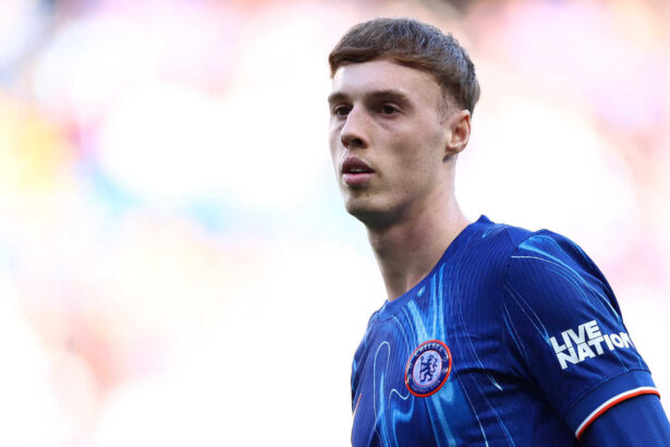 Aufgrund einer Oberschenkelverletzung verpasst Cole Palmer das Debüt von Thomas Tuchel als englischer Nationaltrainer. Der FC Chelsea rechnet sich jedoch gut Chancen auf eine zeitnahe Rückkehr seines Leistungsträgers aus.