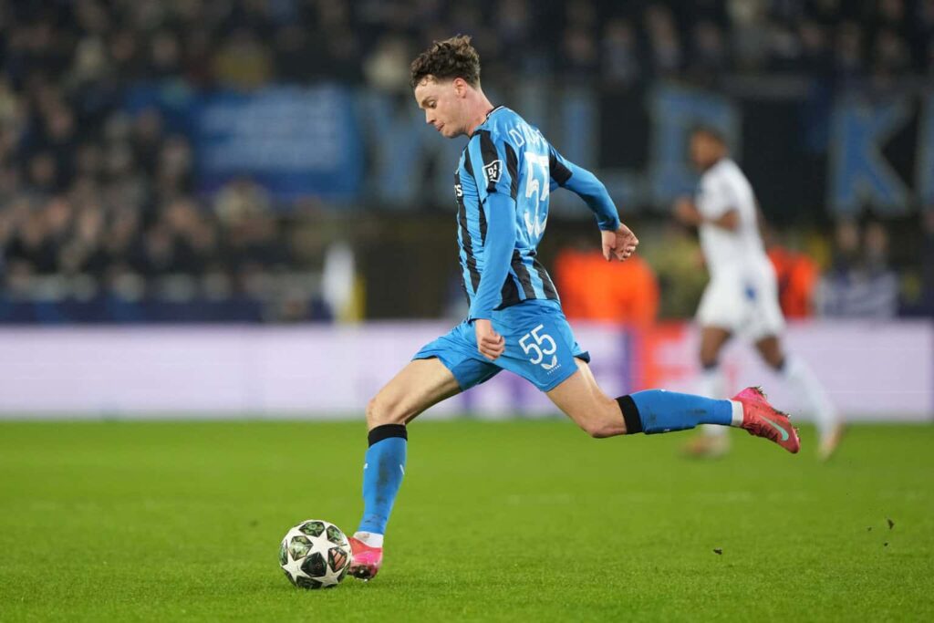 RB Leipzig will sich im Sommer auf der Linksverteidigerposition verstärken. Als Kandidat gilt Maxim De Cuyper, der momentan beim Club Brügge in Belgien unter Vertrag steht.