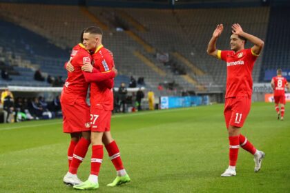 Quasi im Wochenrhythmus verzückt Florian Wirtz Fans, Medien und Mitspieler. Ex-Teamkollege Nadiem Amiri hat dem 21-Jährigen nur sogar ein ganz besonderes Kompliment gemacht.