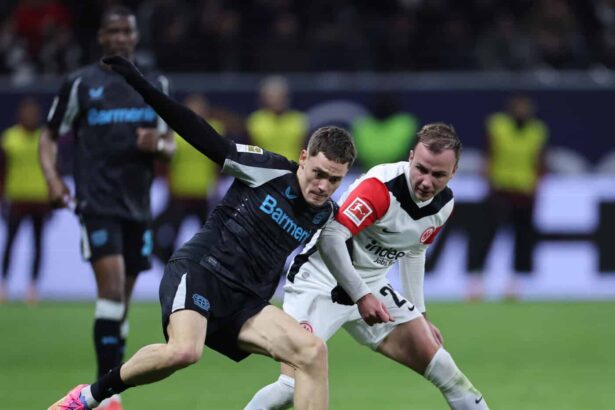 Bei Eintracht Frankfurt erlebt Mario Götze seit einigen Jahren so etwas wie seinen zweiten Frühling. Der WM-Held von 2014 ist am Main sichtlich zufrieden und zieht einen baldigen Abgang nicht in Betracht. Doch mittelfristig könnte es den Spielgestalter ins Ausland verschlagen.