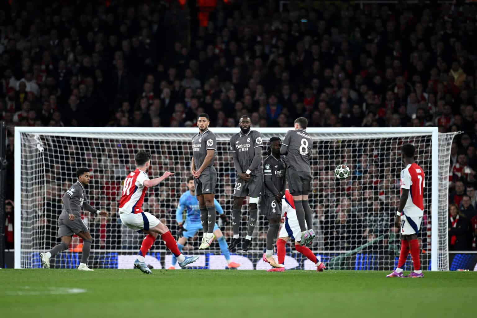 Arsenal deklassiert Real Madrid: Rice-Doppelpack ebnet Weg zum Sieg