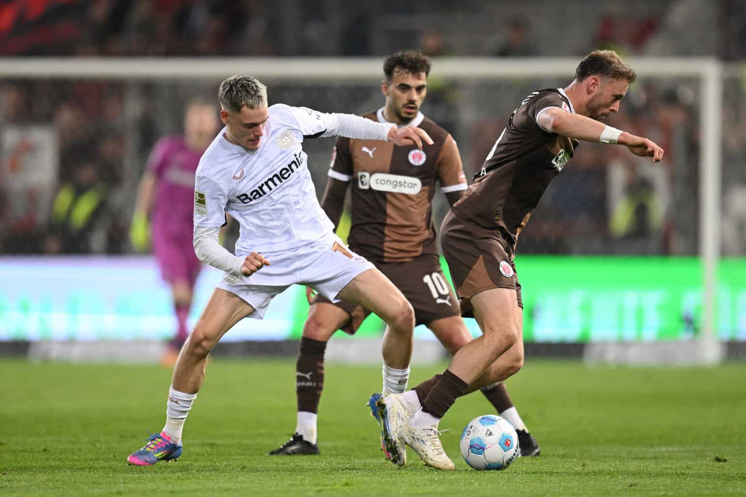 Nur Remis beim FC St. Pauli: Leverkusen jetzt 8 Punkte hinter dem FC Bayern!