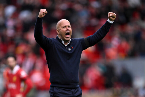 Jubelt Arne Slot auch am Sonntag wieder?