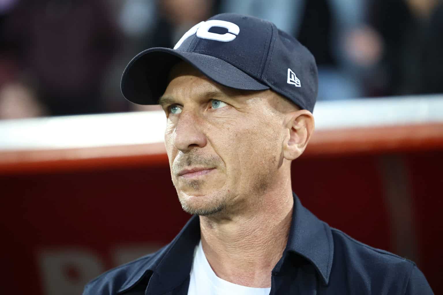 Offiziell: Paukenschlag in Köln – Trainer Struber und Sportchef Keller müssen gehen & Funkel übernimmt!