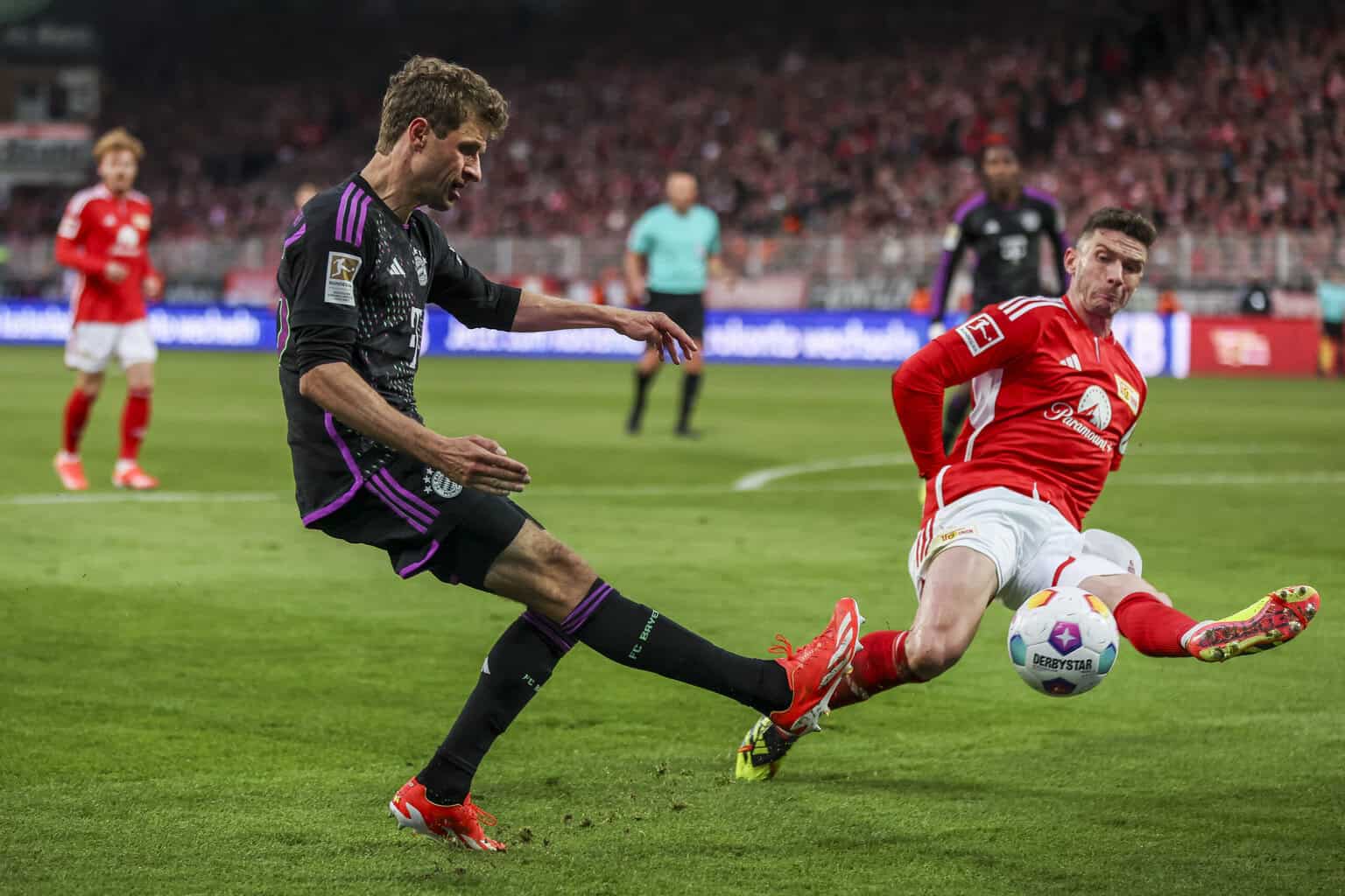„Mit Kusshand“: Gosens will Müller zur Fiorentina locken