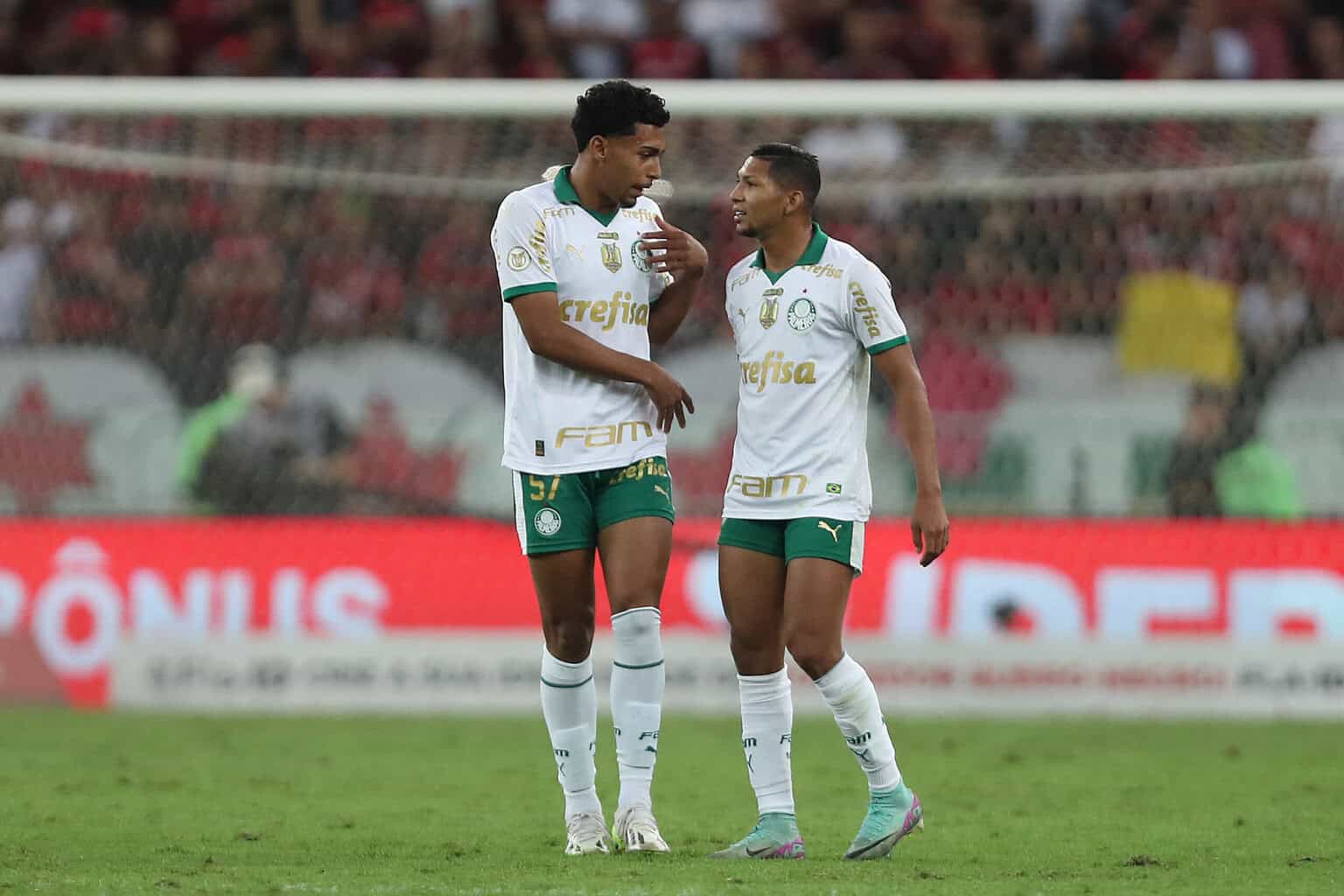 Als Gittens-Ersatz: BVB hat „Wunderkind“ aus Brasilien im Blick!