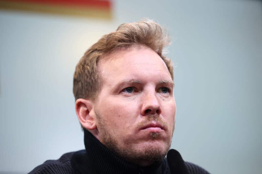 Julian Nagelsmann auf einer Pressekonferenz