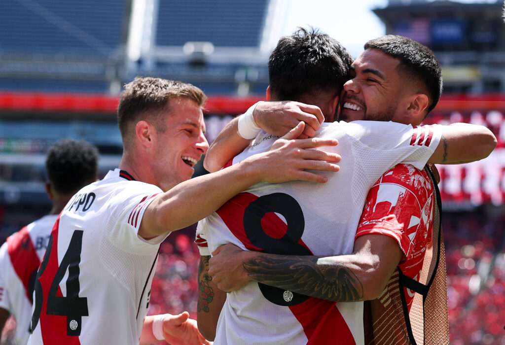 Klub WM, River Plate