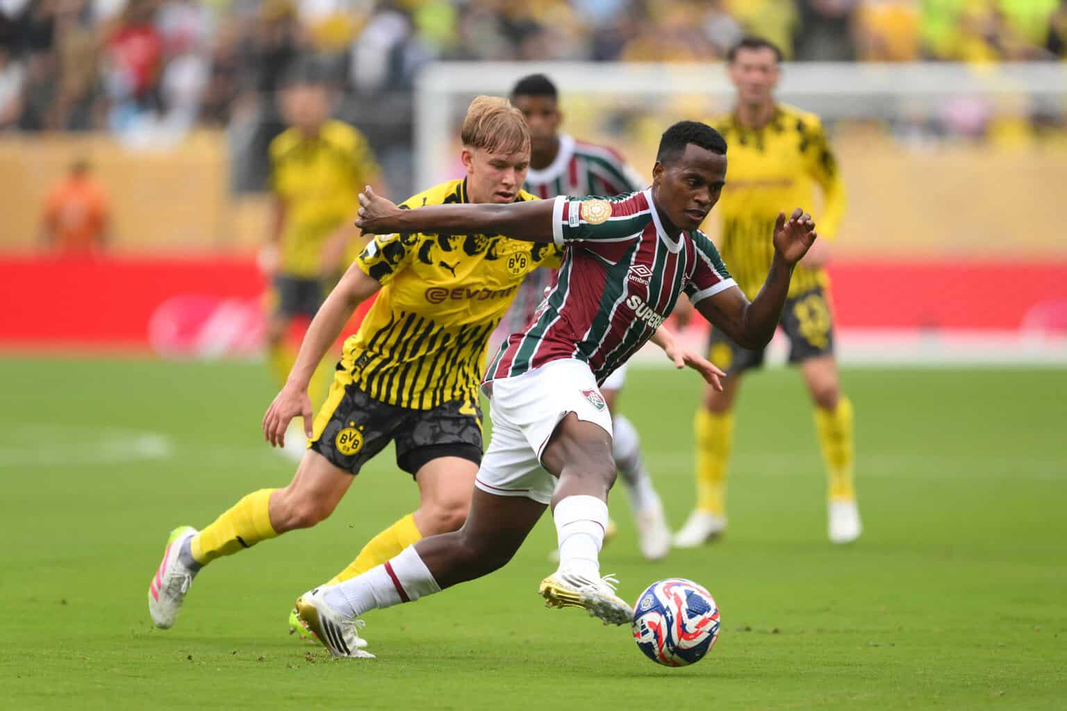 wo wird teilnehmer fluminense gegen borussia dortmund übertragen