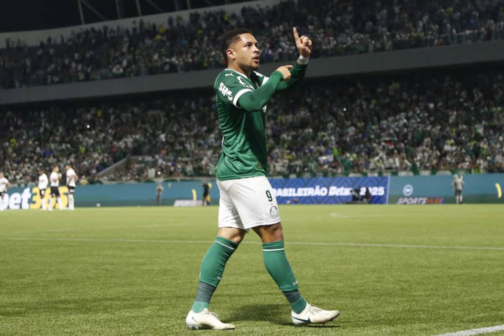 Vitor Roque