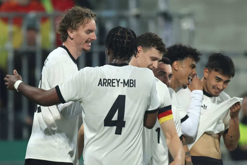 U21-EM