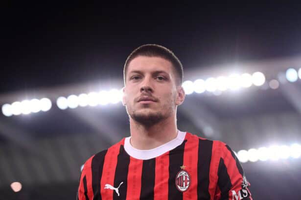 Luka Jovic sucht noch nach einem neuen Verein.