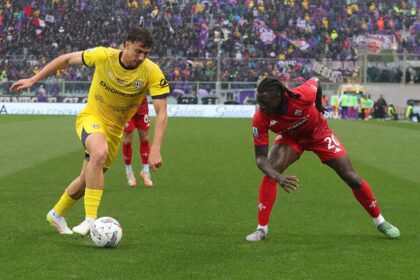 Giovanni Leoni in Action gegen Moise Kean