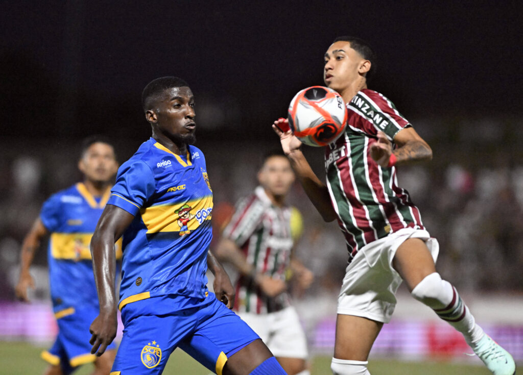 Isaque Severino Silva