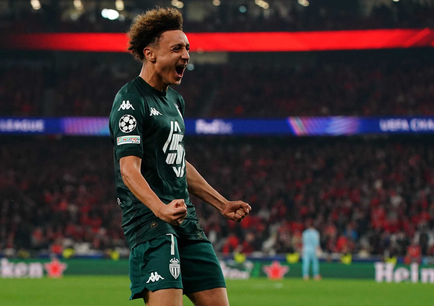 Eliesse Ben Seghir, Bayer 04 Leverkusen