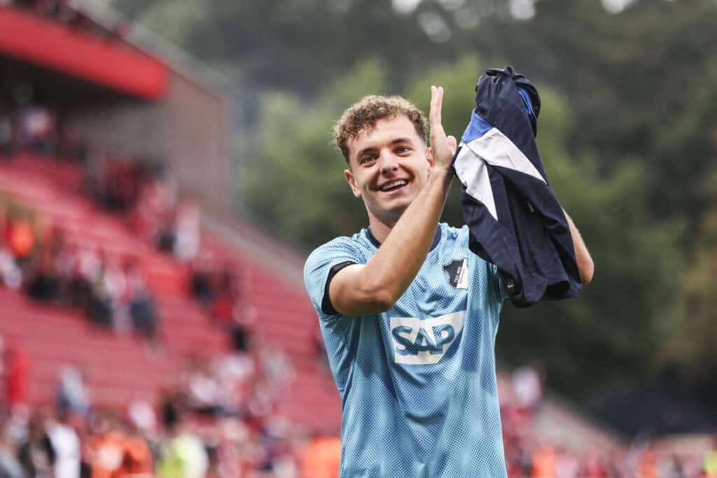 Fisnik Asllani