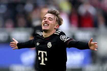 Lennart Karl freut sich