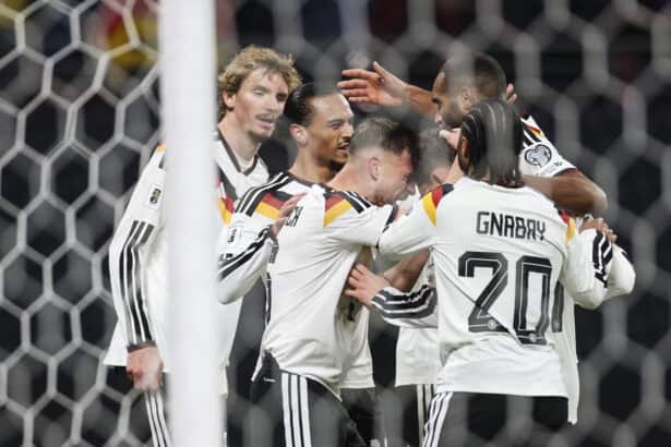 Die deutsche Nationalmannschaft bejubelt ein Tor