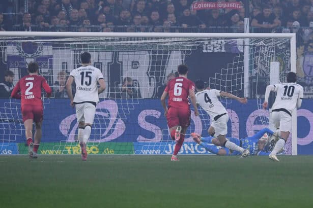 Gladbach, 1. FC Köln