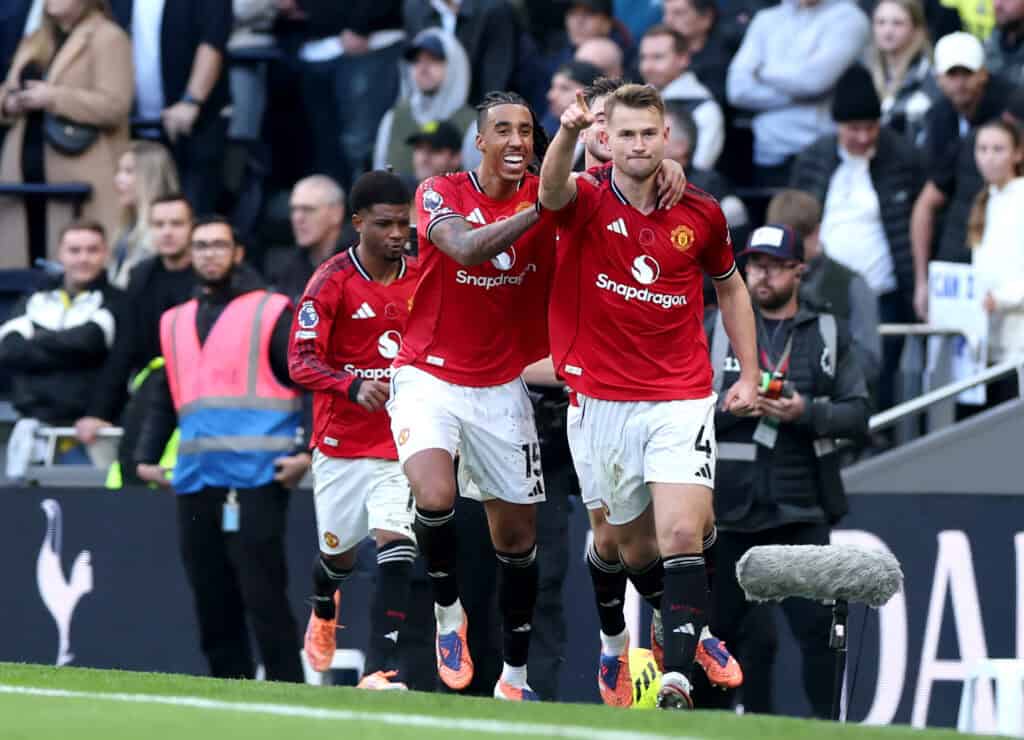 Verrückte Schlussphase mit 3 Toren! ManUnited holt Last-Minute-Remis bei Tottenham